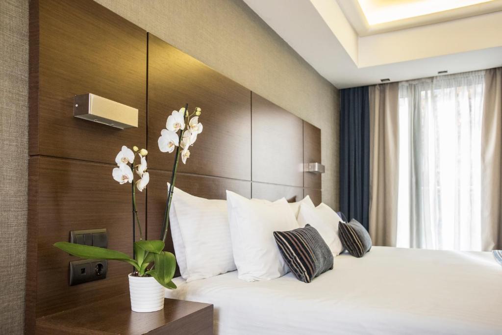 Ein Bett oder Betten in einem Zimmer der Unterkunft Anatolia Hotel