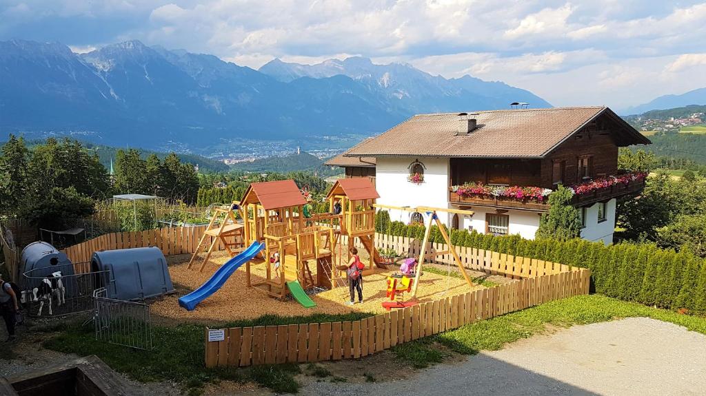 Výhľad na hory alebo výhľad na hory priamo z apartmánu