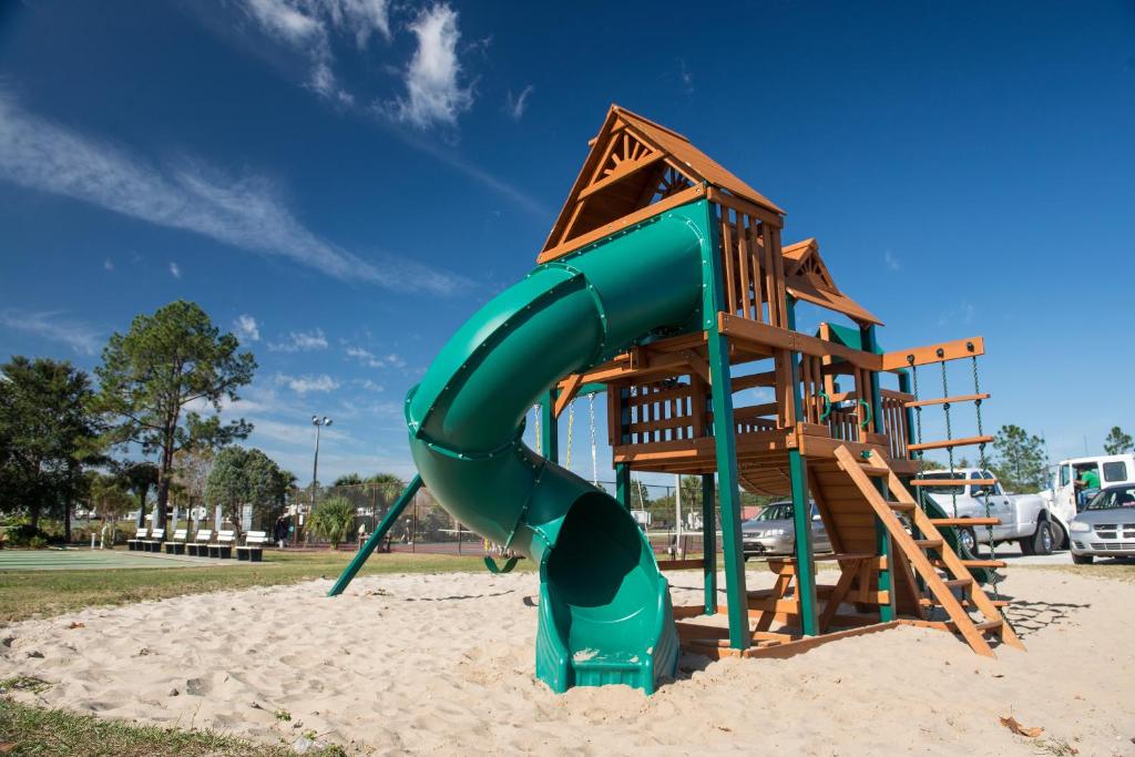 Herní místnost nebo prostor pro děti v ubytování Orlando RV Resort