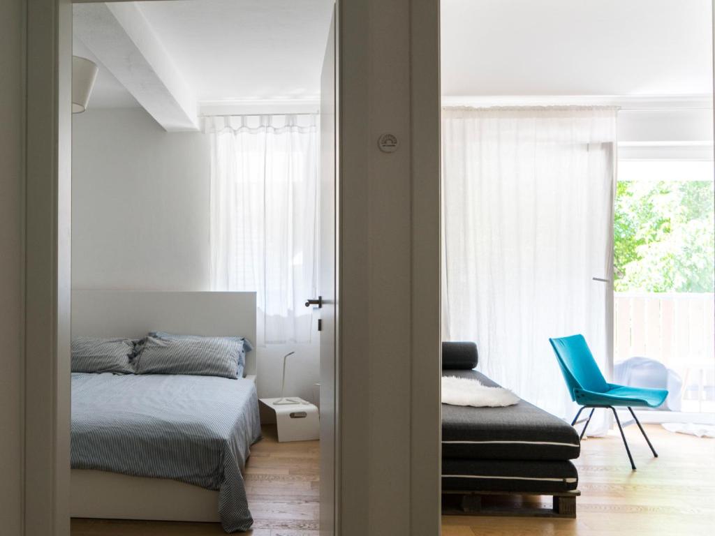 Postel nebo postele na pokoji v ubytování A modern flat