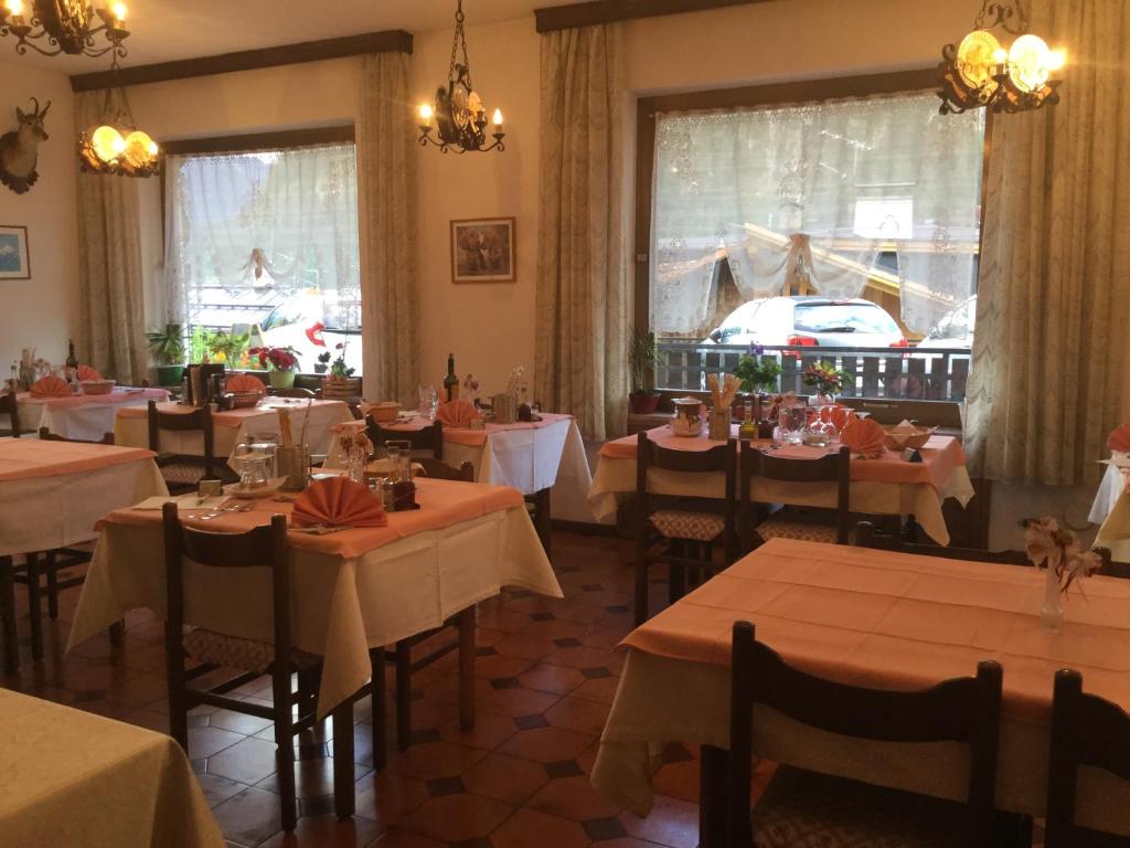 Restaurace v ubytování Hotel Nevada