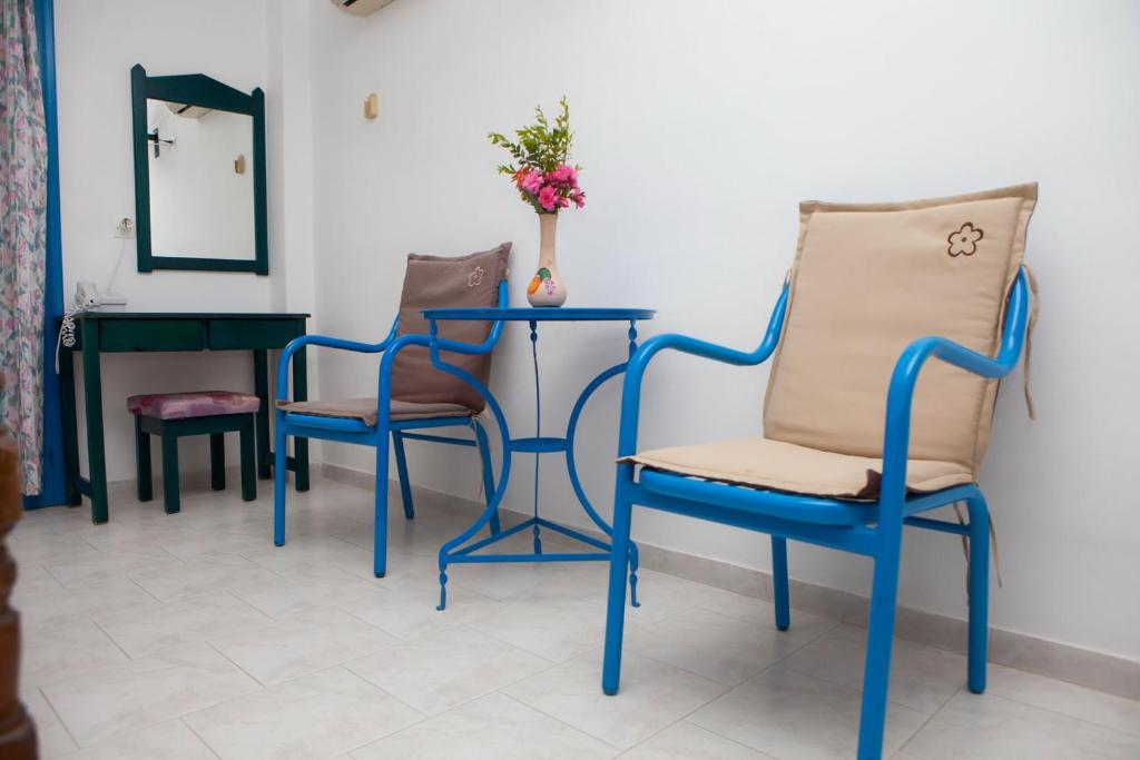 Posezení v ubytování Vardes Hotel Studios