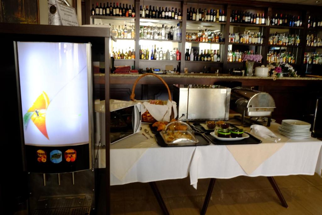 Hotel Dragalevtsi italokat is kínál