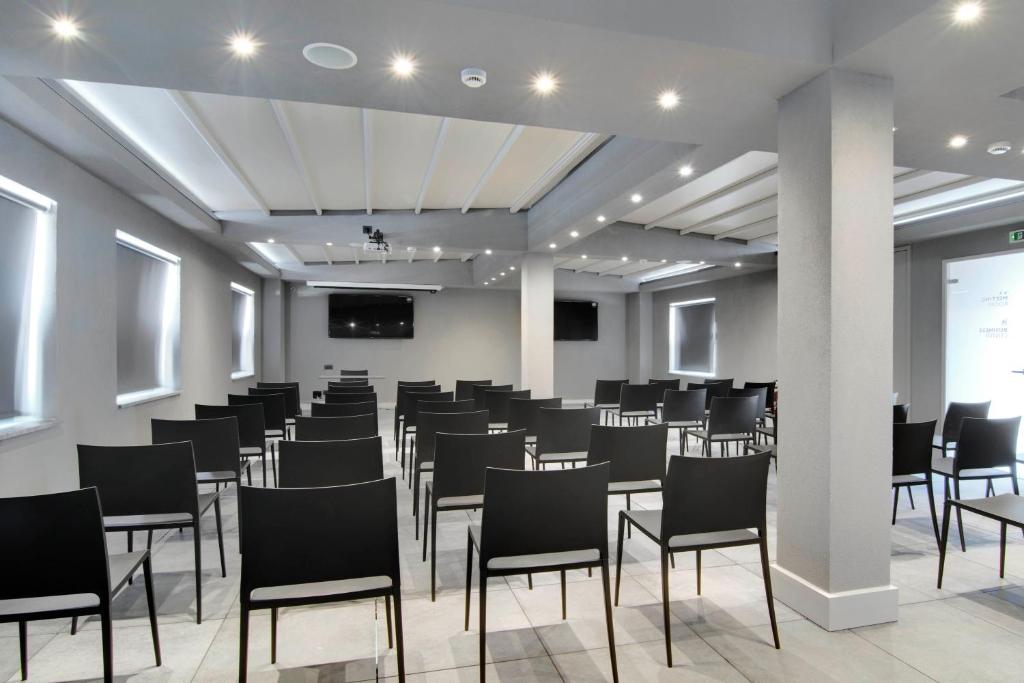 The business area and/or conference room at Lake Spirit Boutique Hotel & Spa