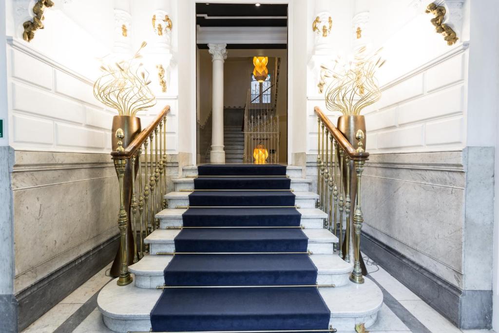 Petit Palace Lealtad Plaza - Resim 12