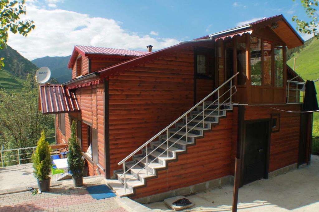 Budova, kde se aparthotel nachází