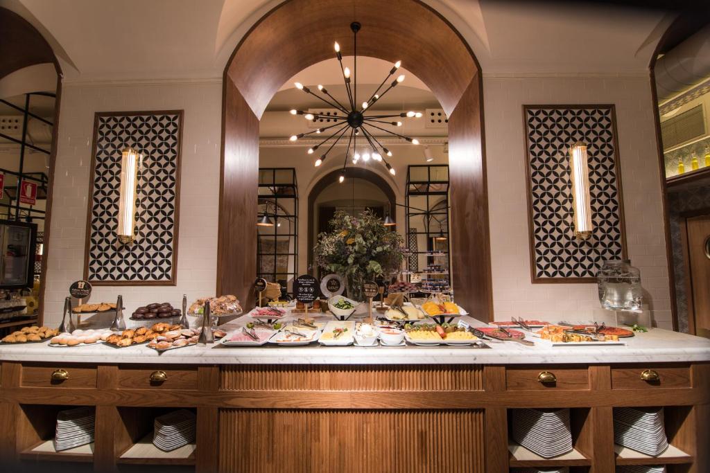 Petit Palace Boqueria Garden - Resim 13