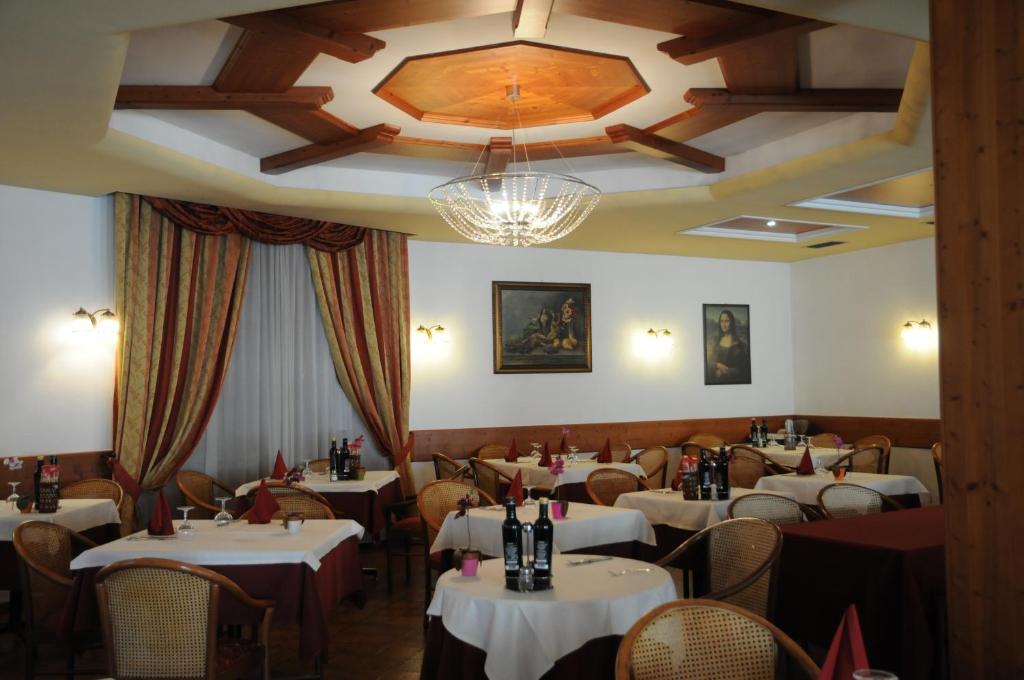 Restaurace v ubytování Hotel Eternità