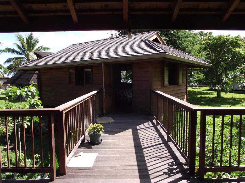 Zahrada ubytování Vaianae Lodge