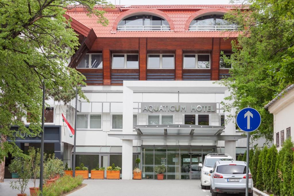 Budova, v ktorej sa hotel nachádza