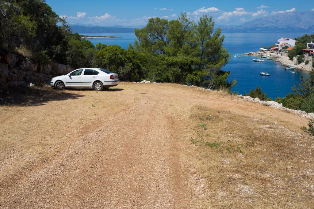 Zdjęcie z galerii obiektu Vacation home Jadranko w mieście Gdinj