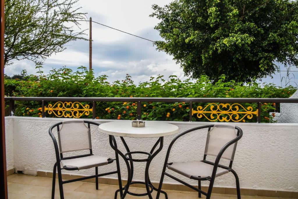 Balkón nebo terasa v ubytování Vallian Village Hotel