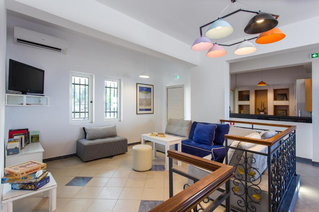 Posezení v ubytování Iris Beach Hotel