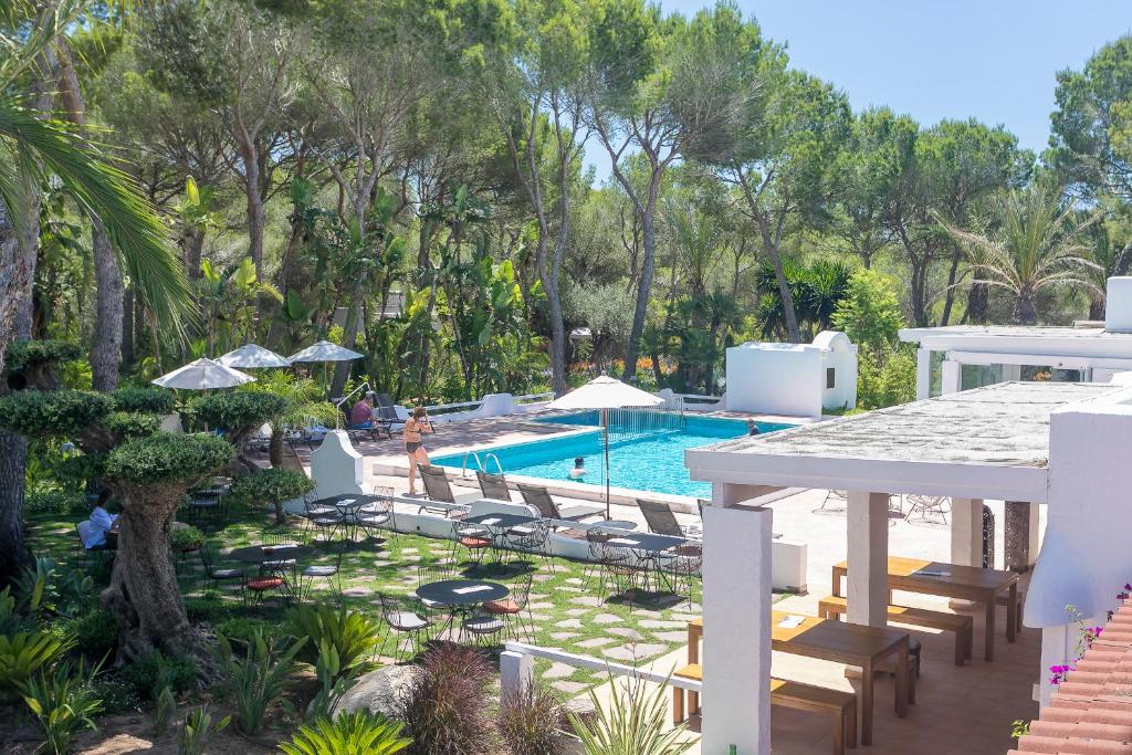 Bazén v ubytování Casbah Formentera Hotel & Restaurant nebo v jeho okolí