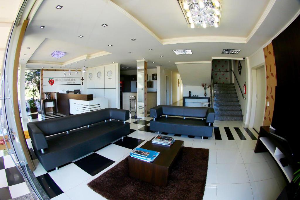  Morangos Hotel