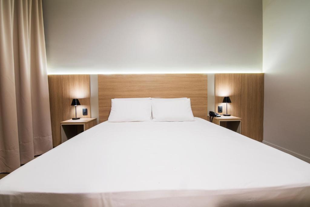  JR Hotel