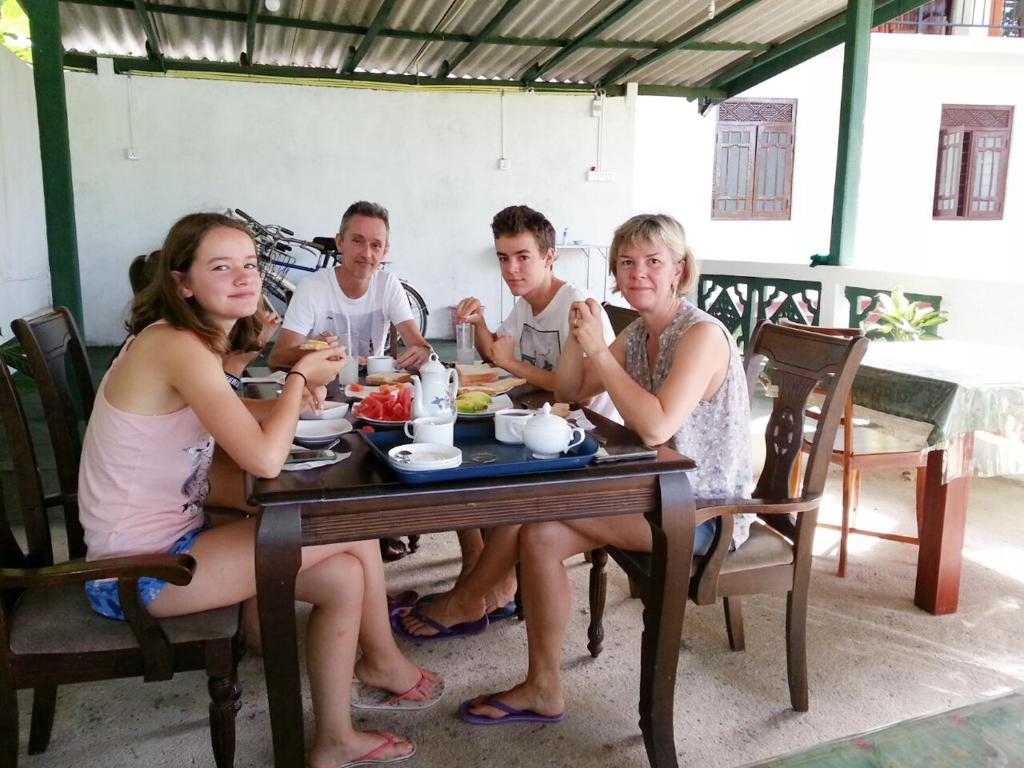 Hosté ubytování Man Guest Polonnaruwa