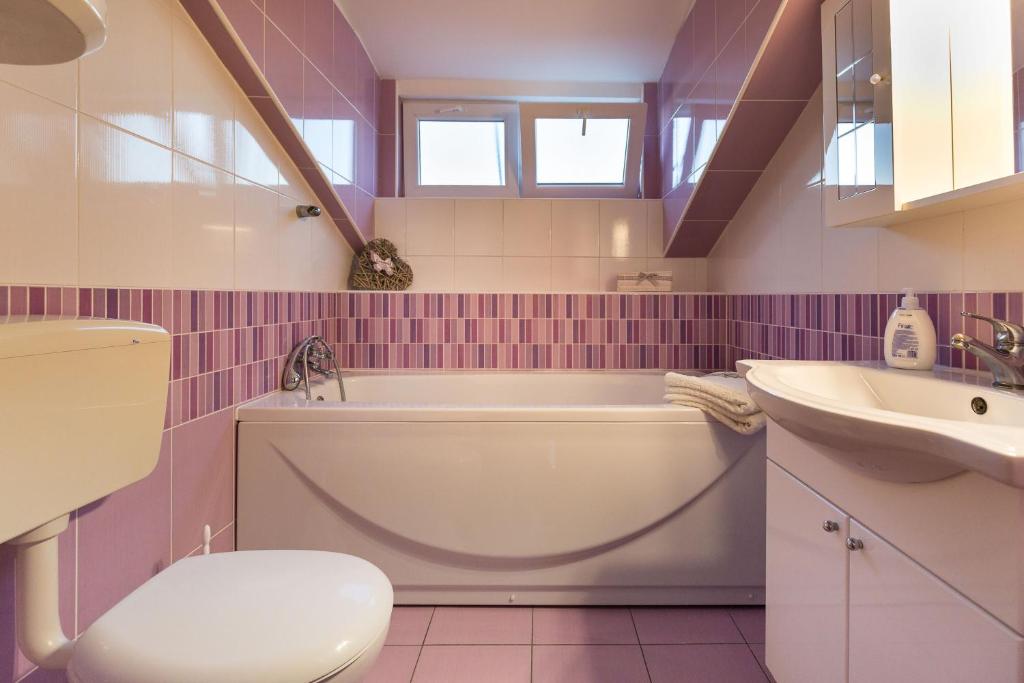 Kúpeľňa v ubytovaní Apartmani Maksan