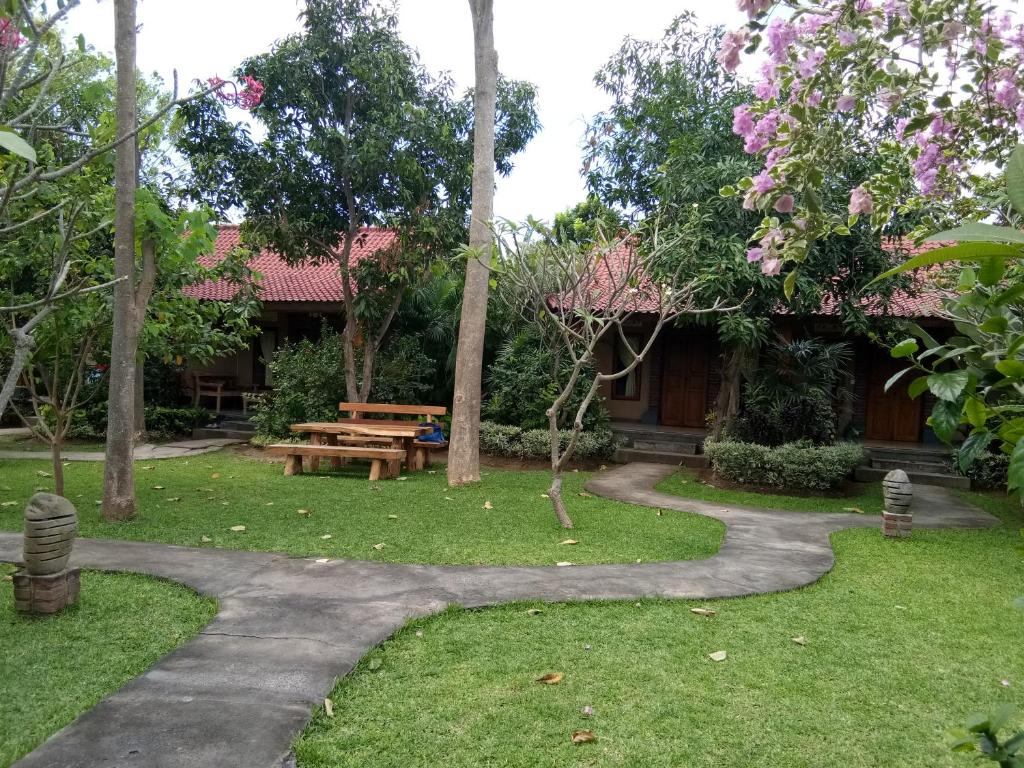 Van Karning Bungalow - 5