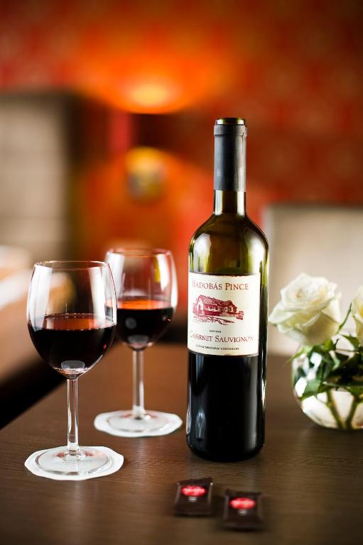 Opera Garden Hotel & Apartments - Resim 42