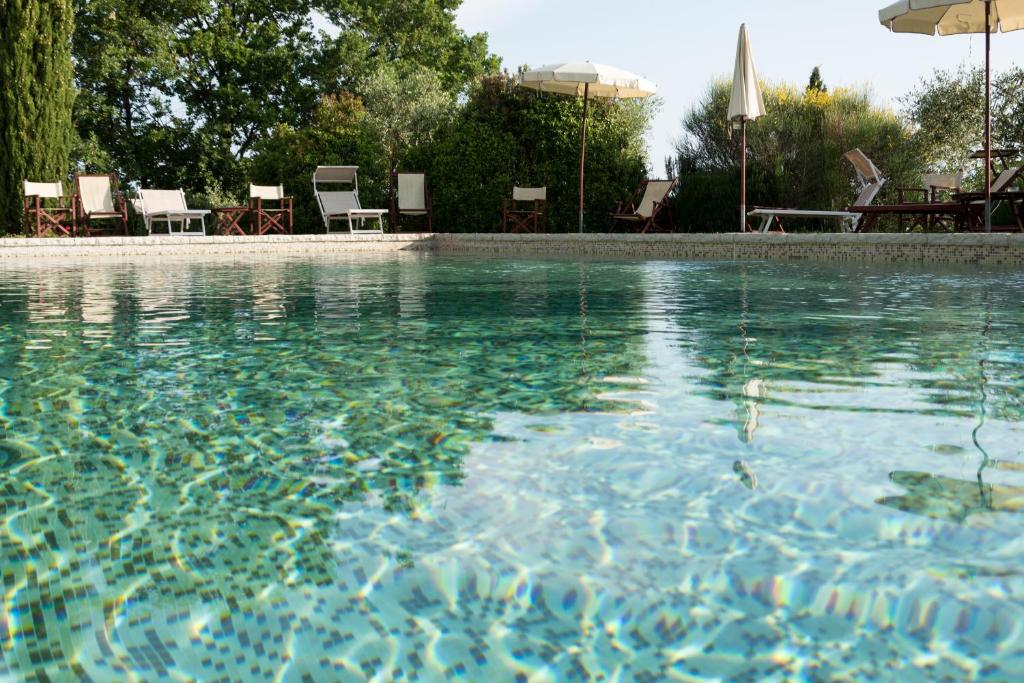 Bazén v ubytování Il Borghetto Tuscan Holidays nebo v jeho okolí