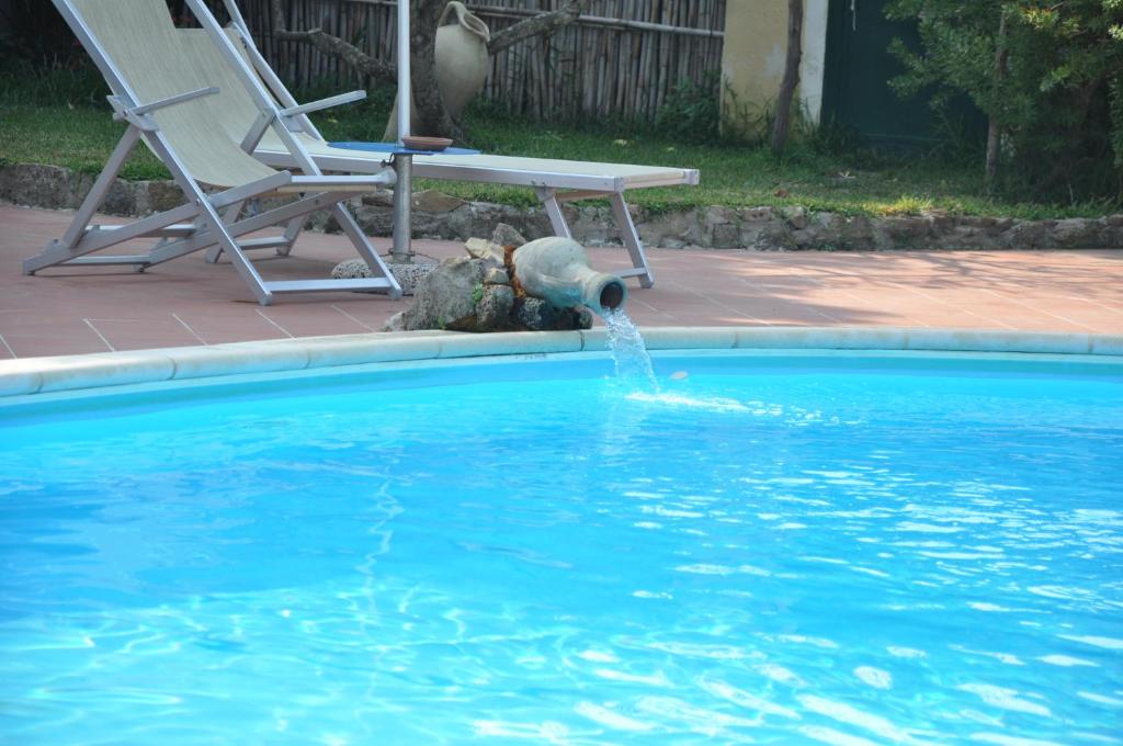 Bazén v ubytování Hotel Savoia nebo v jeho okolí