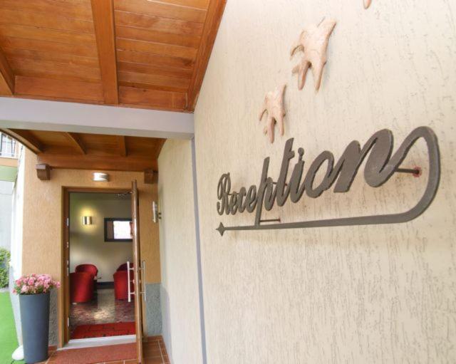 Certifikát, hodnocení, plakát nebo jiný dokument vystavený v ubytování Hotel Da Tino