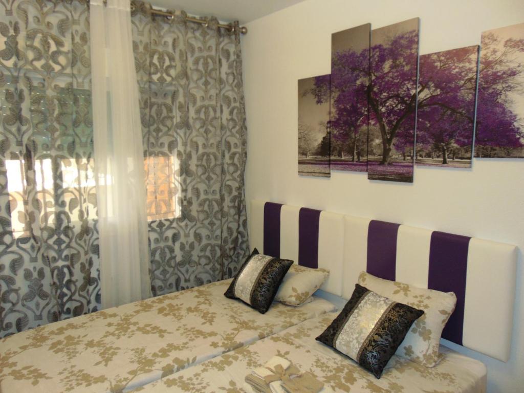 Apartamentos varios con 2 dorm en Marina Dor , la playa de Amplaries 47 , vista lateral al mar - Apartamento De Dos Dormitorios
