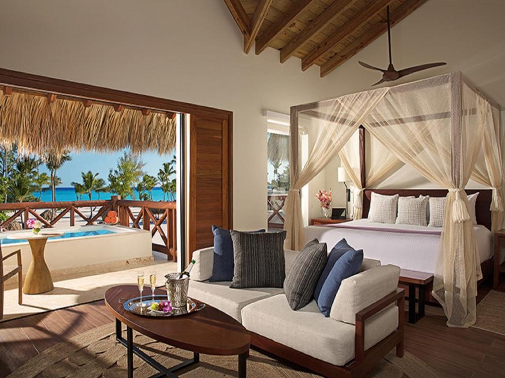 Postel nebo postele na pokoji v ubytování Secrets Cap Cana Resort & Spa - Adults Only - All Inclusive