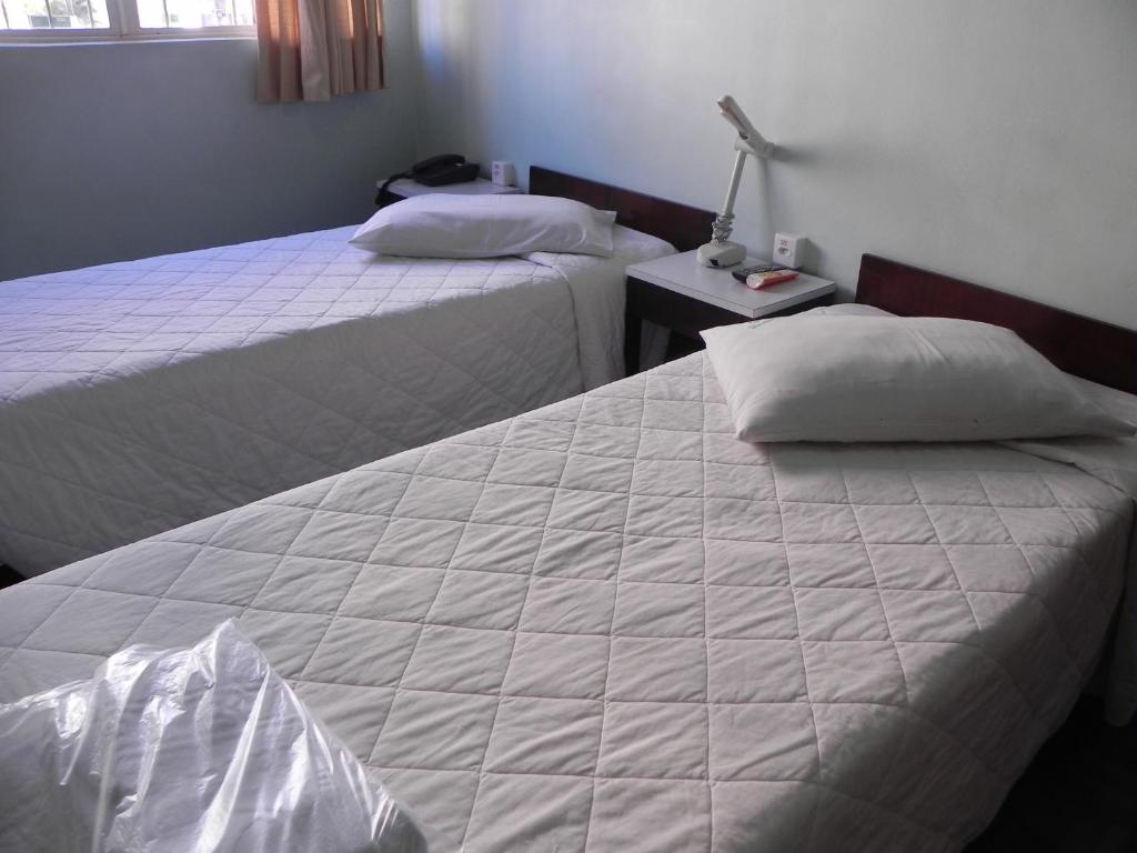  Hotel Meridiano V
