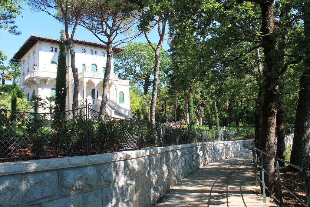 Zahrada ubytování Apartment Tominovic