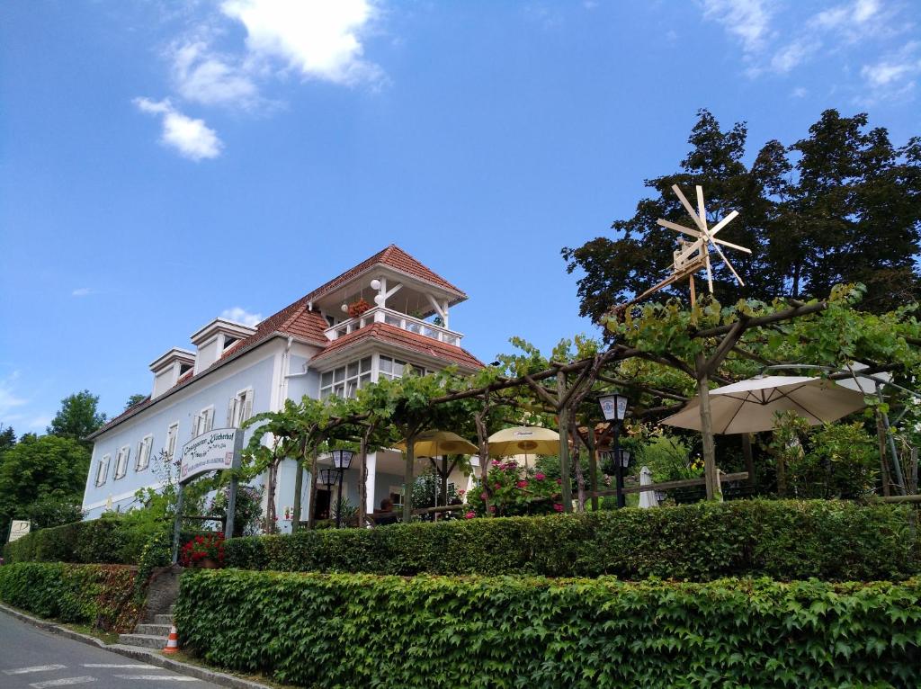 Vonkajšia záhrada v ubytovaní Hotel Domittner