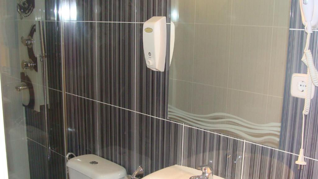 Koupelna v ubytování Hostal JQ Madrid 1