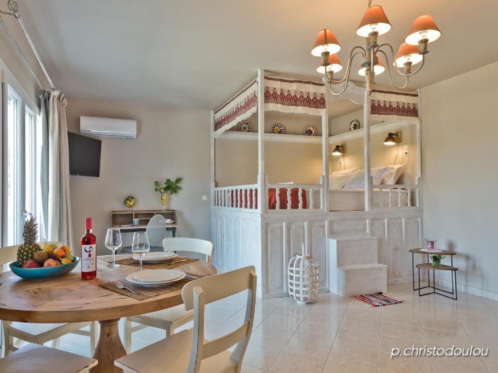 Fotografia z galérie ubytovania Elaia Villas v destinácii Amoopi