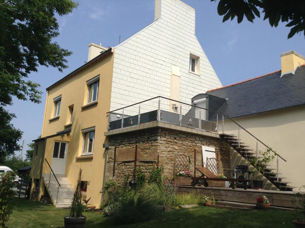 Το κτήριο όπου στεγάζεται  το bed & breakfast