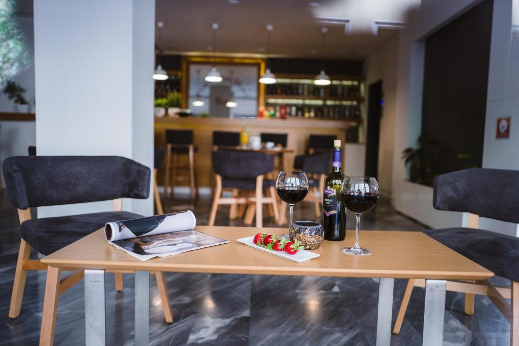 Piraeus Port Hotel - Resim 16