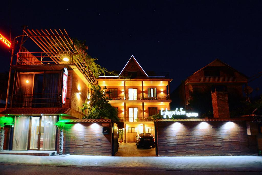 Budova, kde se hotel nachází