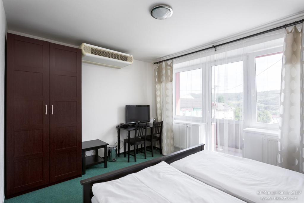 Garni HOTEL Fellini - Double Room With Balcony