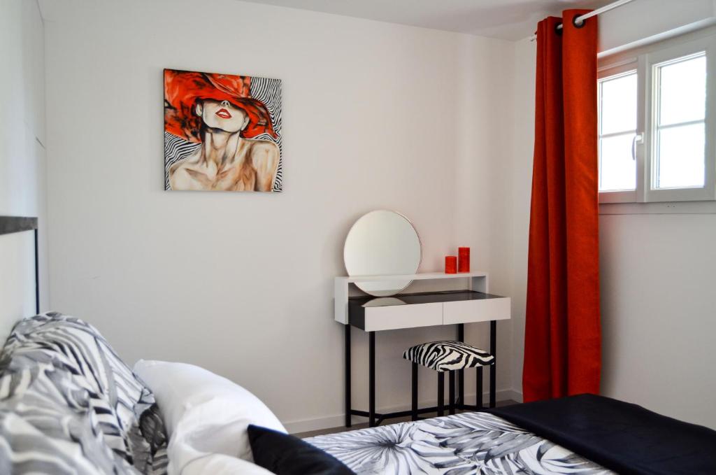 Gite de St Hilaire - Maison De Deux Chambres