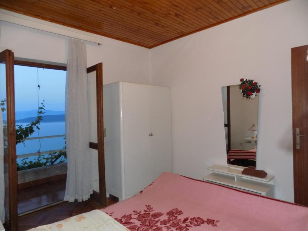 Postel nebo postele na pokoji v ubytování Borovik Guest House