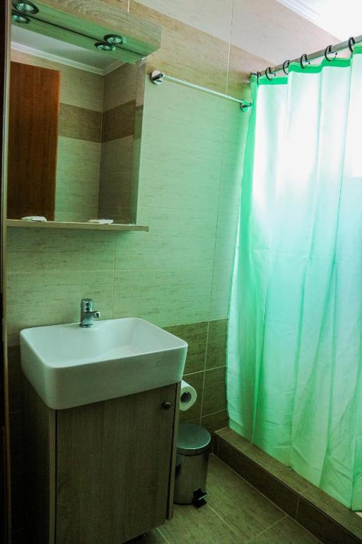 Koupelna v ubytování Hotel Elatofilito