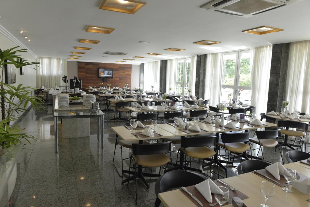  Oitis Hotel