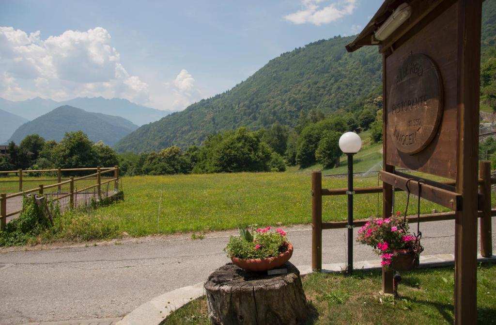 Widok na góry z tego hotelu