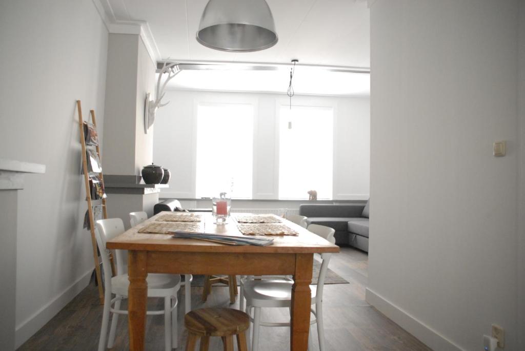 Historical loft - Two-Bedroom Apartment