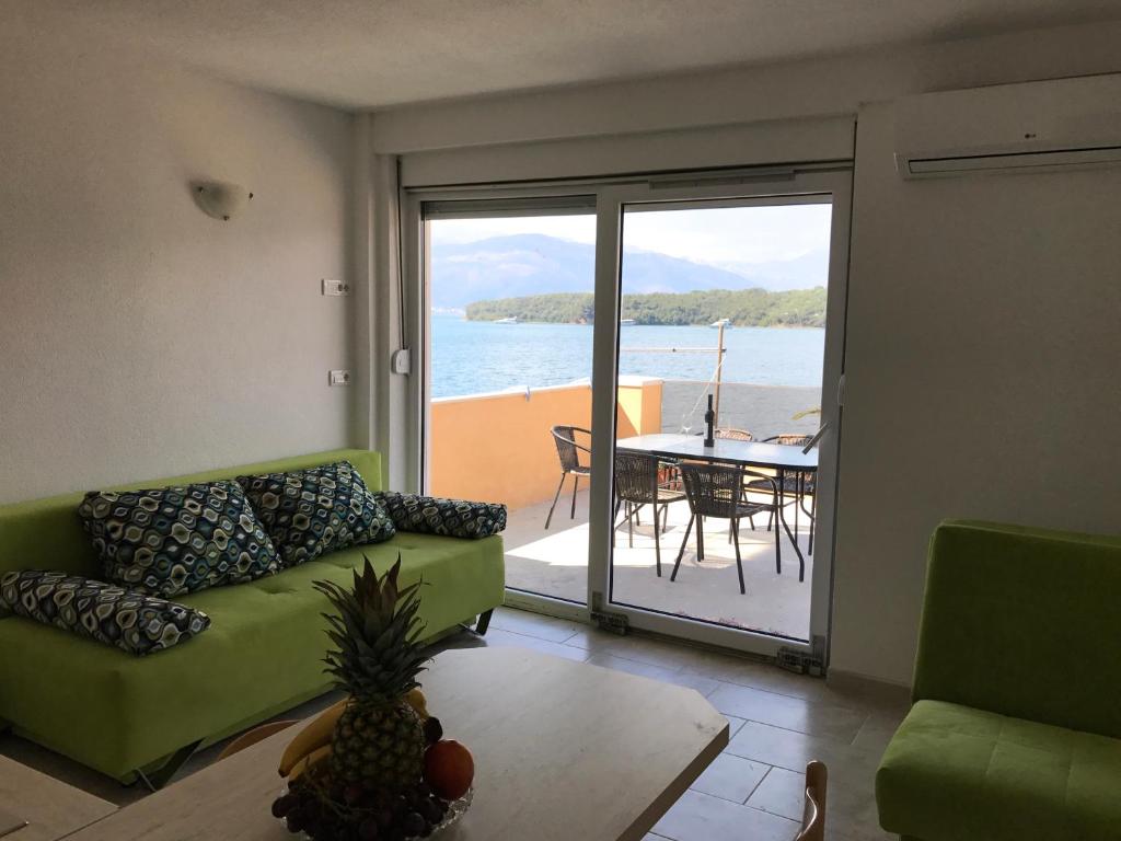Posezení v ubytování Franovic Apartments