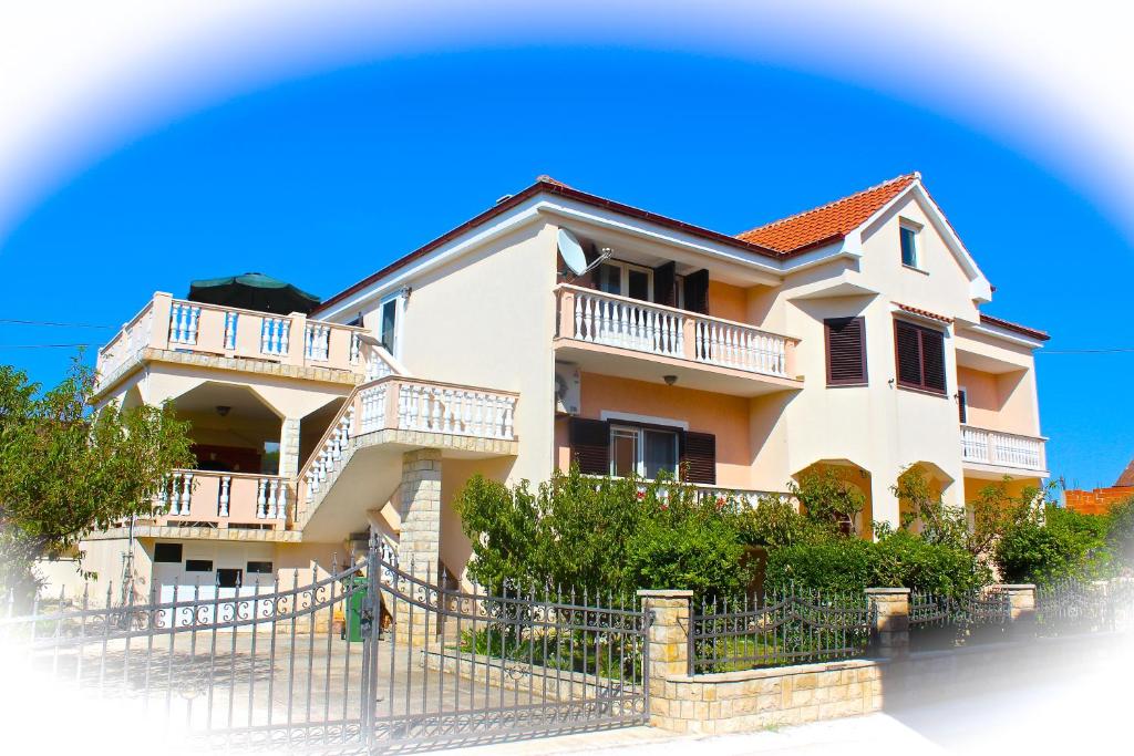 Gallery image of Villa Amalija Ivanac 156 Ljubac in Ljubač