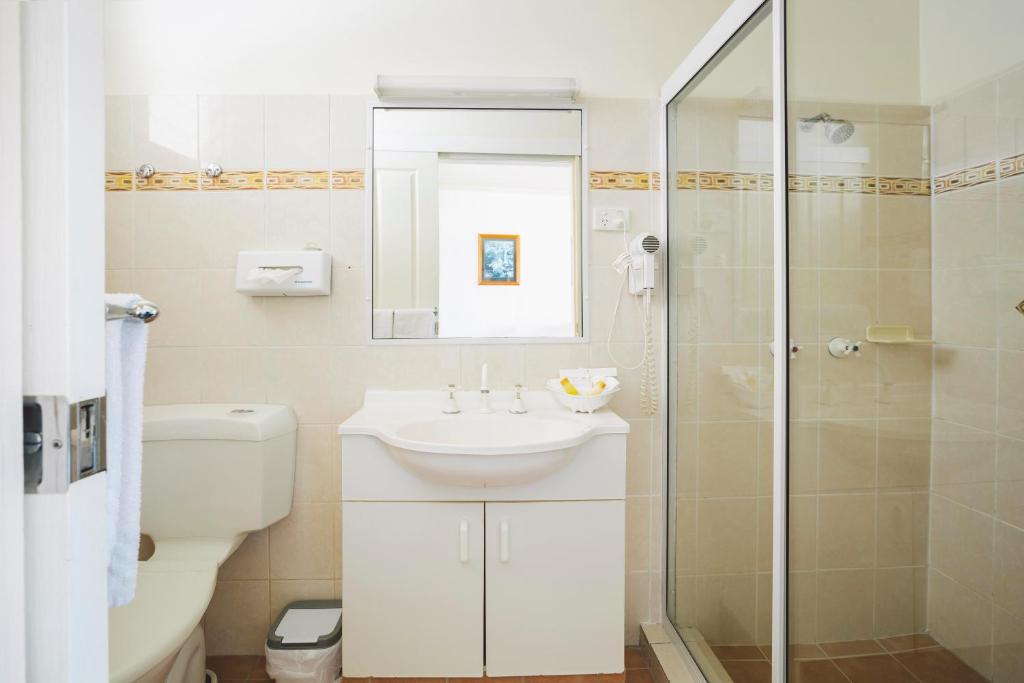 Koupelna v ubytování Boulevard Motel