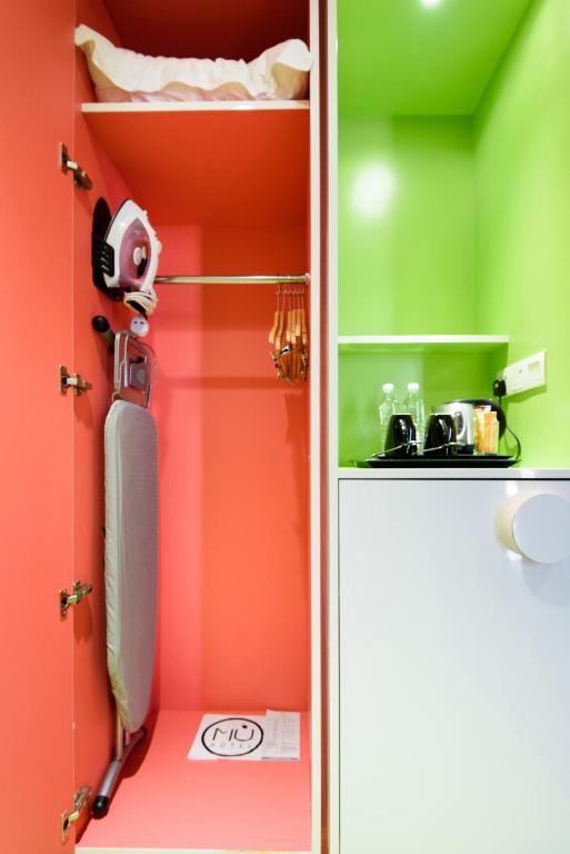 Kuchyň nebo kuchyňský kout v ubytování MU Hotel