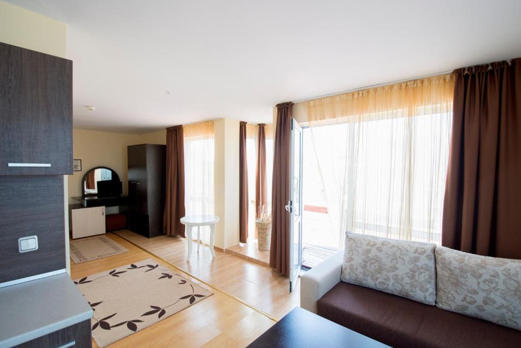 Posezení v ubytování Hotel Damyanoff