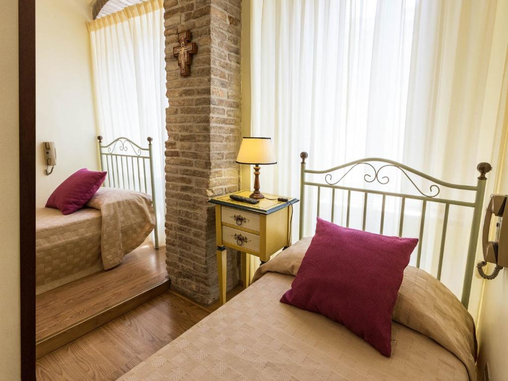 Hotel Lieto Soggiorno - Twin Room With Private External Bathroom